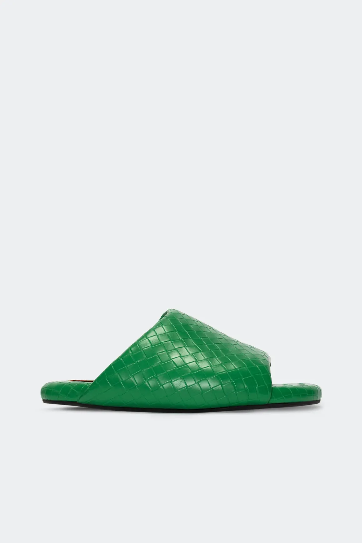 Wovenwoven bubble slide